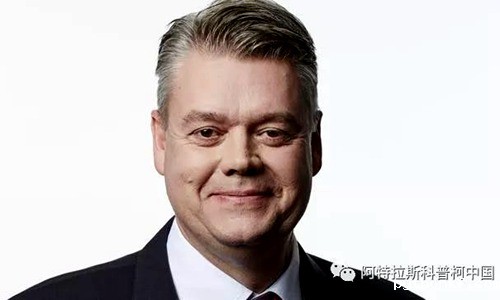 2026年的世界杯·世界杯男主持人CEO