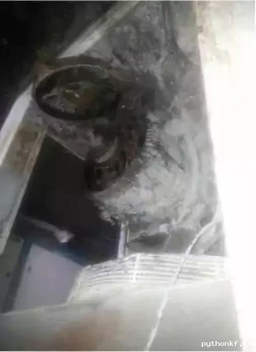 空压机报废现场